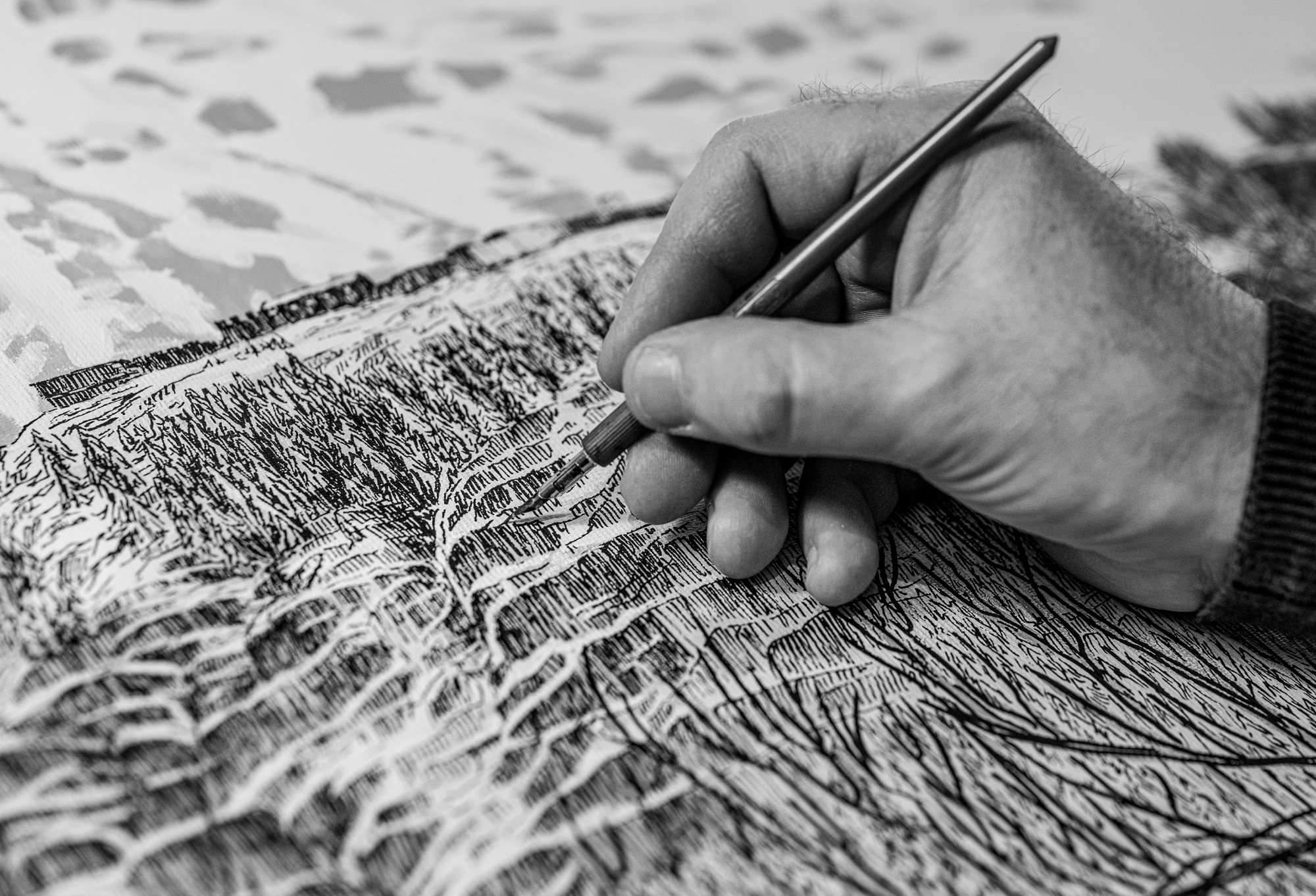 Marcello-Nebl-delta-cucine-mostra-mano-luca-chistè-fotografo